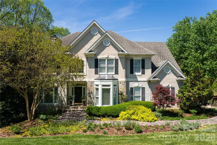 38 Pine Acre Blvd