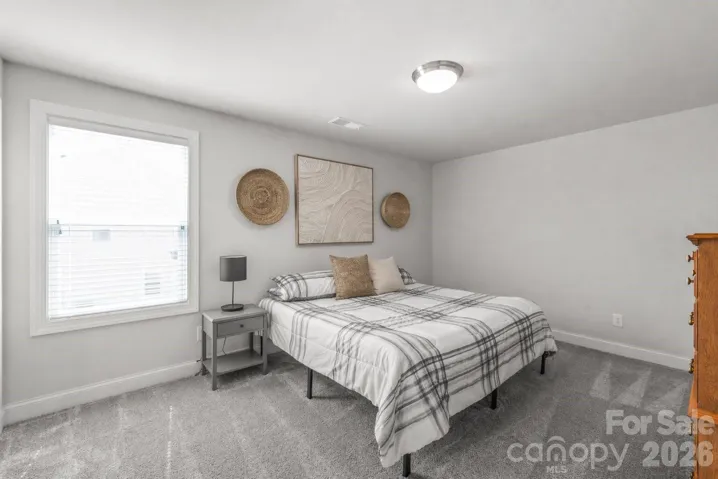 Secondary Bedroom - Decor/furniture has been virtually enhanced