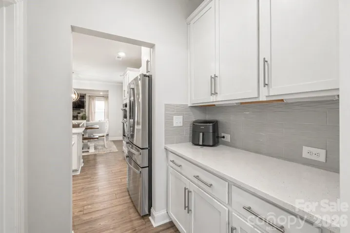 Butler Pantry between Dining and Kitchen