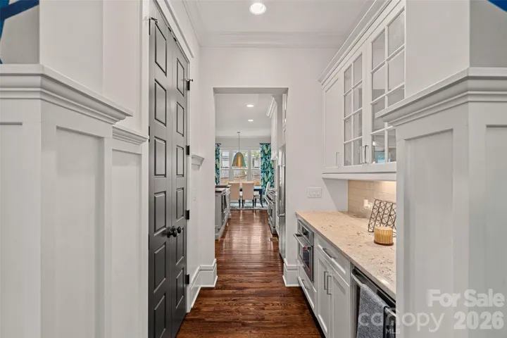 Butler's Pantry