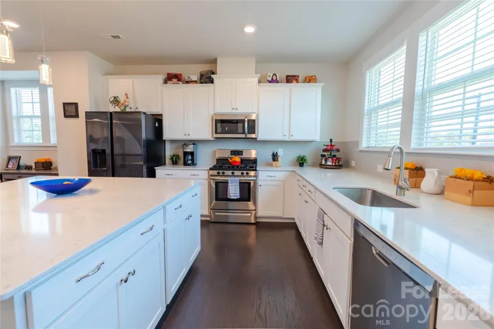 Kitchen - 2nd Flr