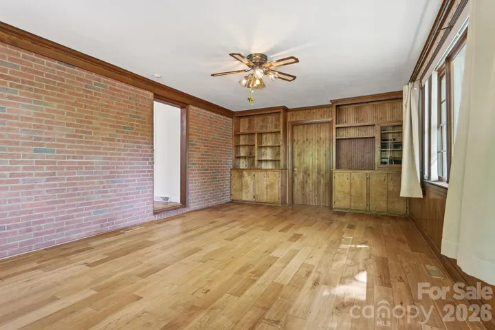 Extra large den/flex space off kitchen. Laundry is off this room