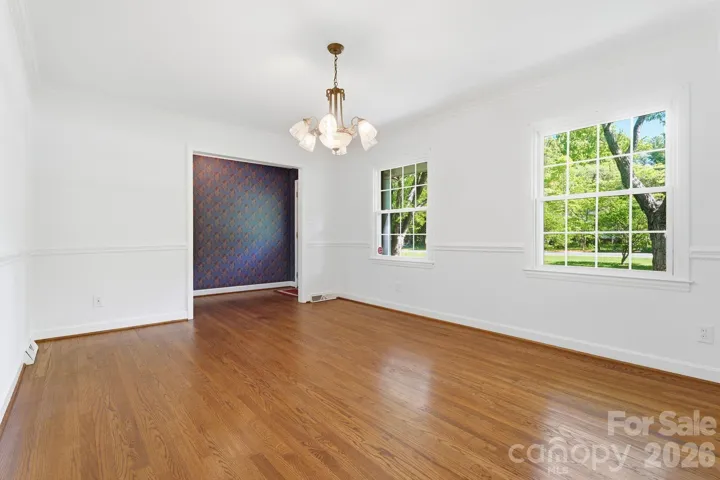 Formal living room. Could be formal dining.