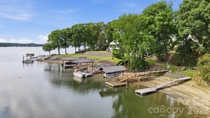 Tucked into a picturesque cove off the main channel — the best of both privacy and easy lake access.