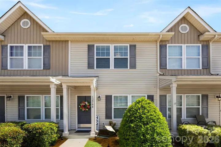 Welcome to 12764 Persimmon Tree!