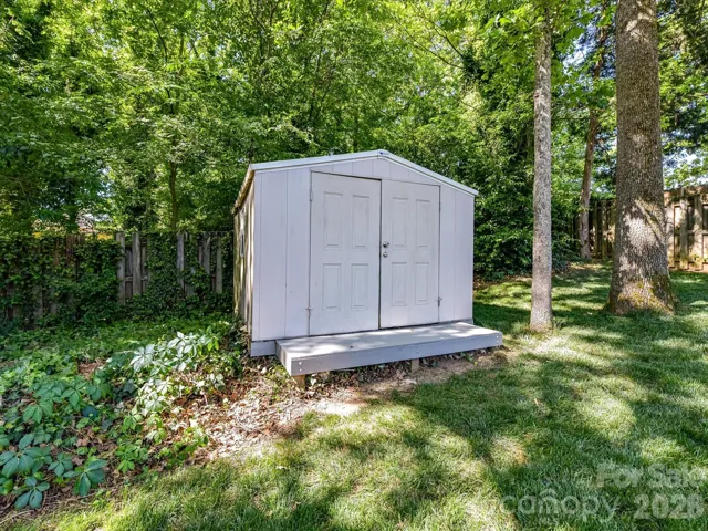 Storage shed