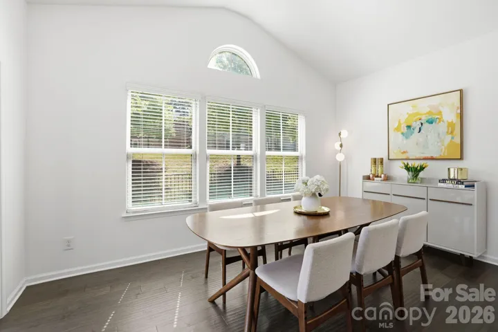 Breakfast Room