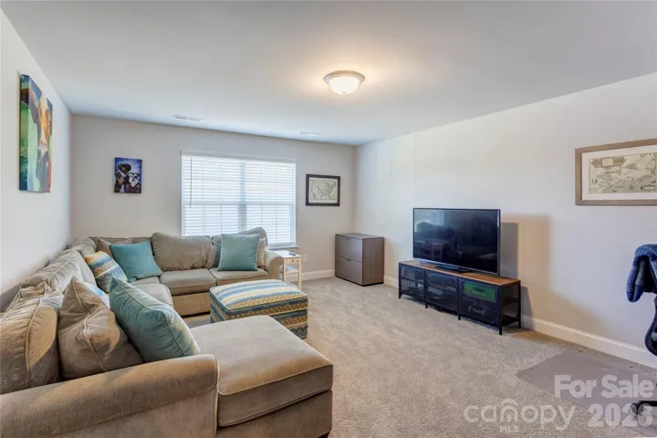 Upstairs bonus room, overlooking the golf course