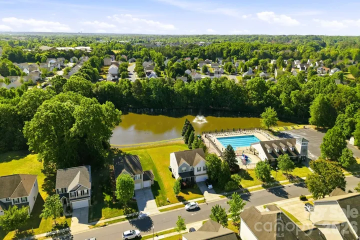Welcome Home to Your Private Oasis!!