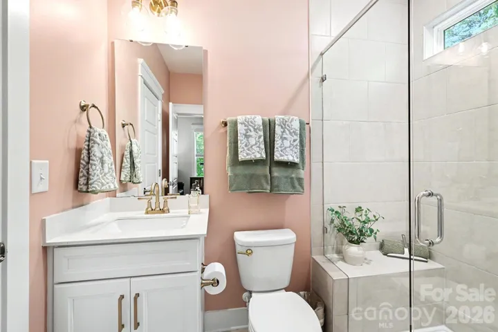 Main floor full bath