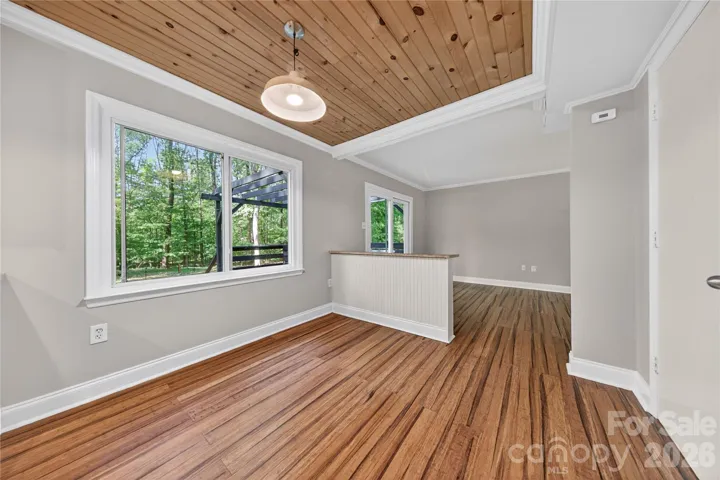 Custom Ceiling