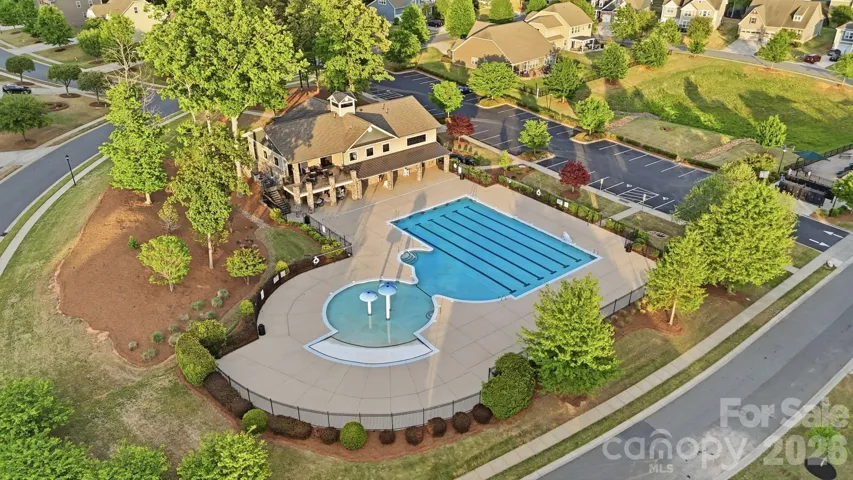 Community pool