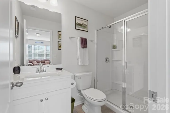 Private bathroom connected to bonus/fifth bedroom