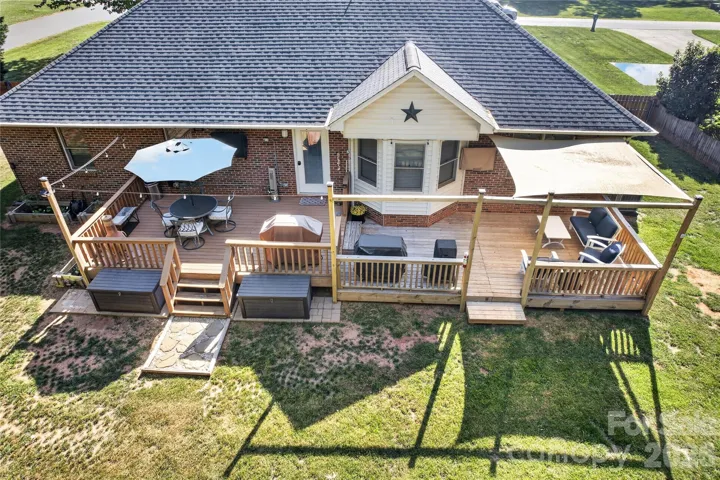 Expansive Entertaining Deck