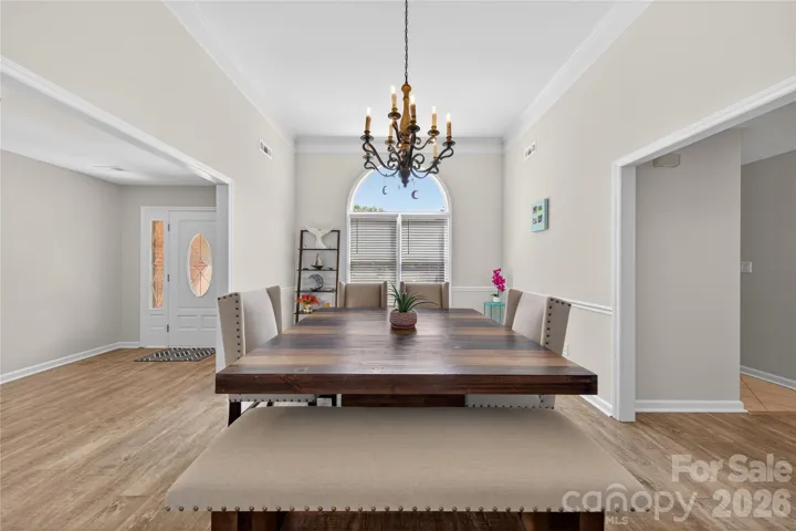 12' Ceiling