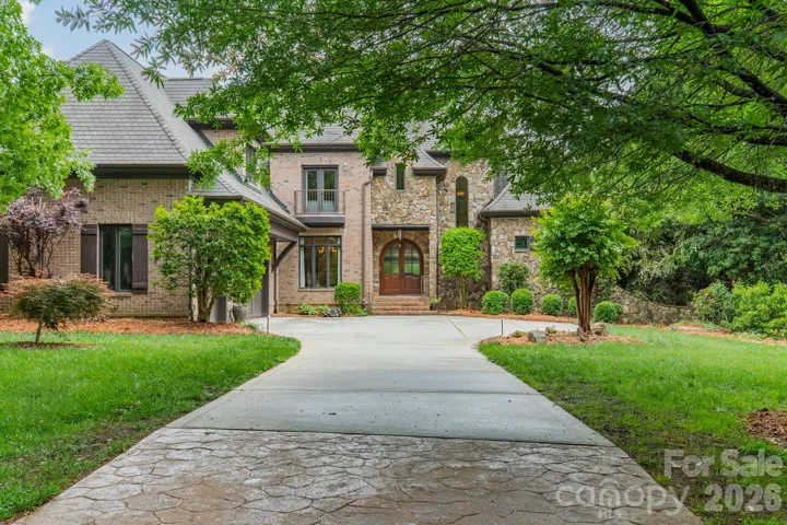 Welcome Home to 602 Beauhaven Lane