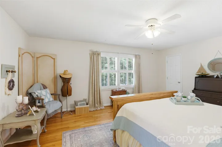 Primary bedroom is large enough for a sitting area