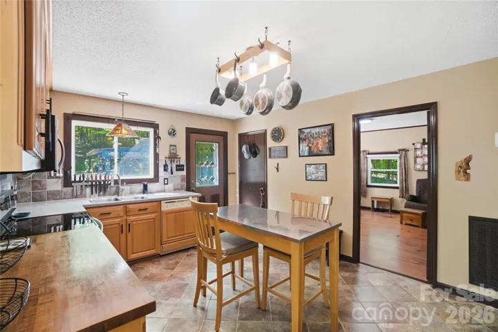 Ample prep space with plenty of storage as well