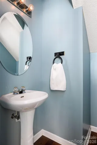 1170