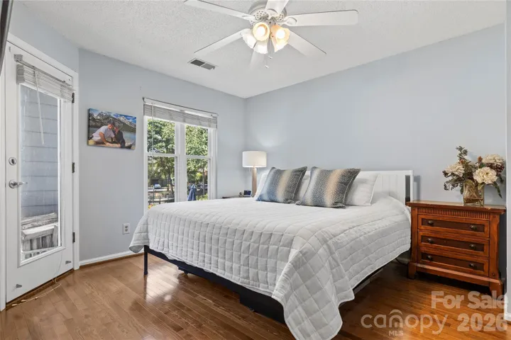 Primary suite