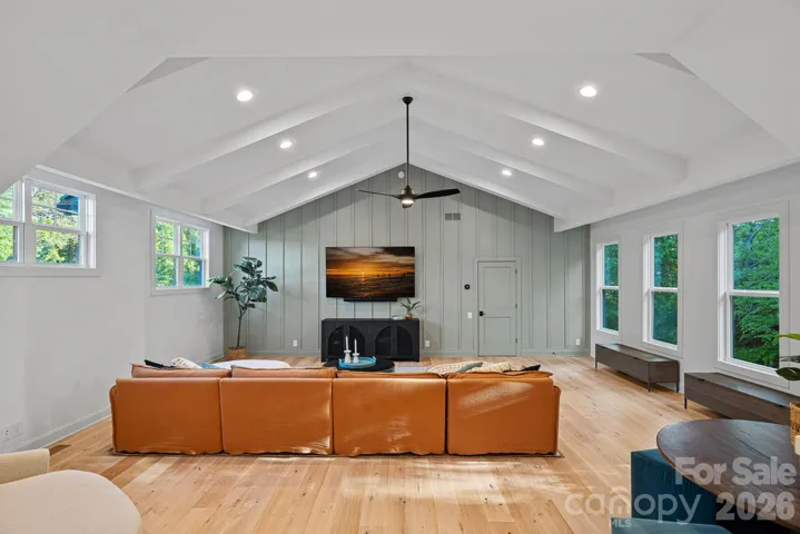 Bonus room with vaulted ceiling.  