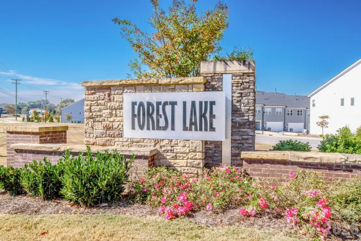 Forest Lake Townhomes