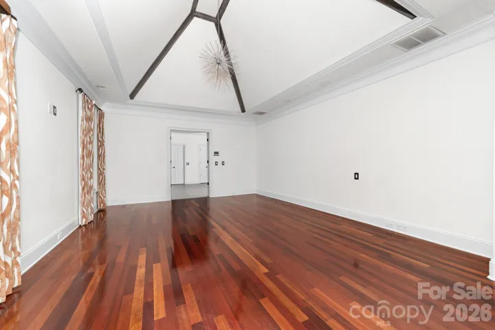 2nd floor extra large primary bedroom