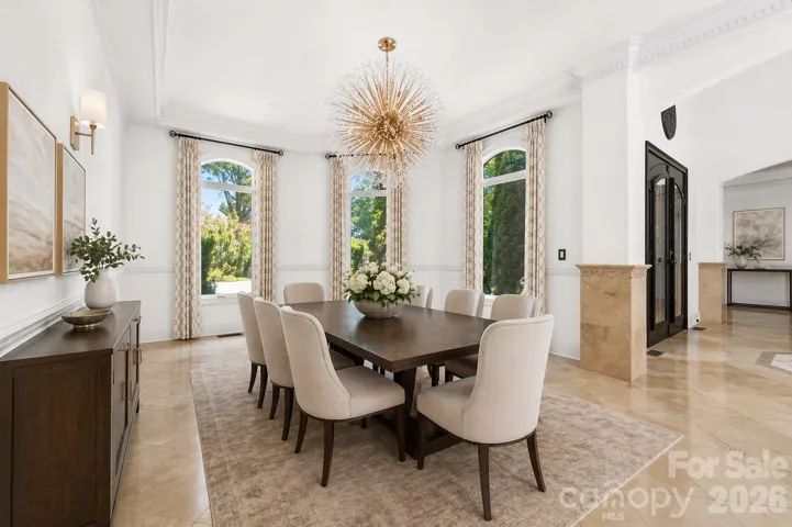 virtually staged dining room