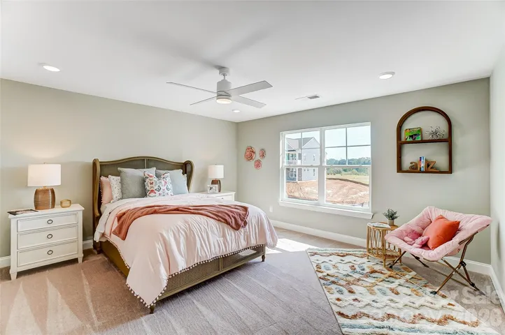 Third-floor bedroom