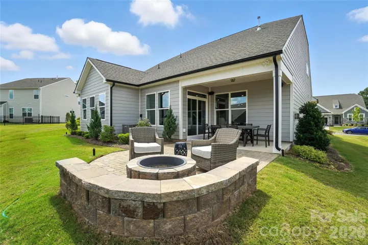Firepit, paver patio & seating wall
