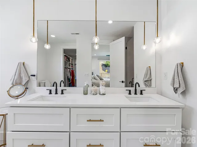 Dual Vanity