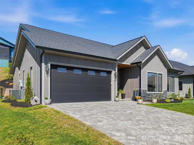 Level Cobblestone Driveway