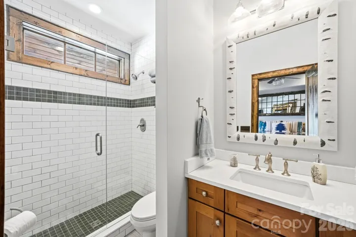 Primary bath, main level