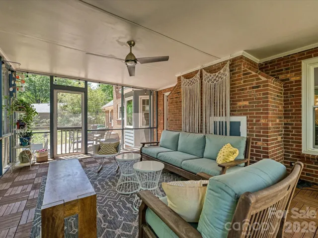Screened Porch