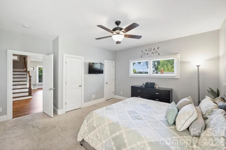 4 Closets!