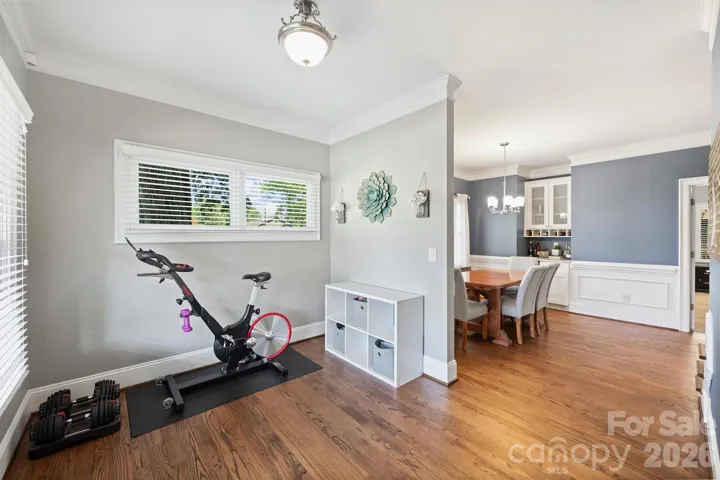 Flex Space off front entrance
