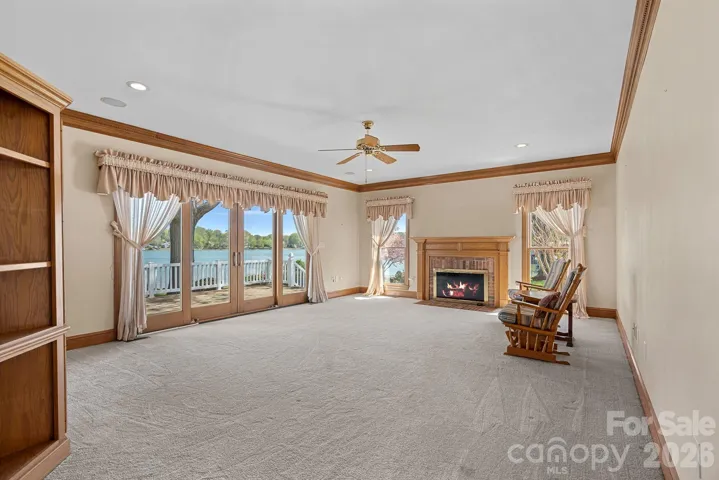 GREAT ROOM WITH MASONRY FIREPLACE