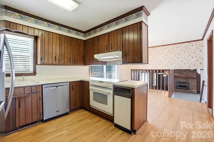 kitchen looking toward den