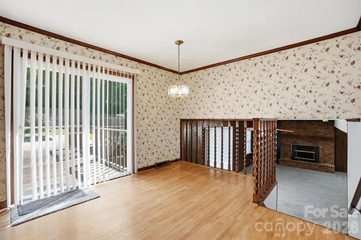 dining area/breakfast nook