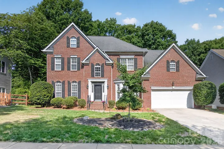 8812 Kingston Forest Dr, Charlotte. Everything you are looking for!