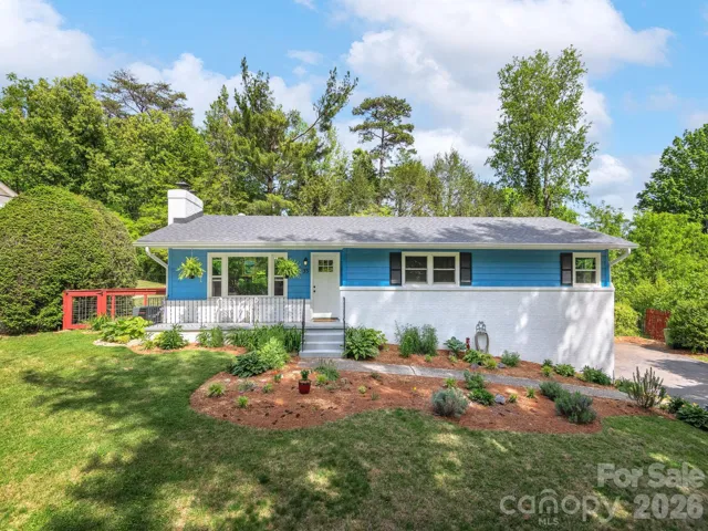 Beautiful Home with Exceptional Convenience