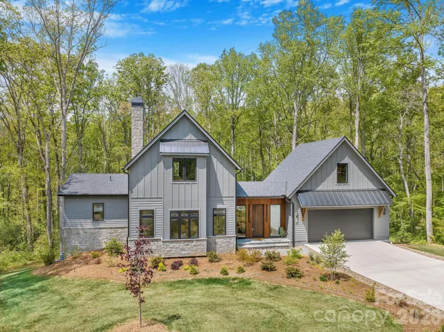 Stunning New Construction in Highly Desirable Clearview Community