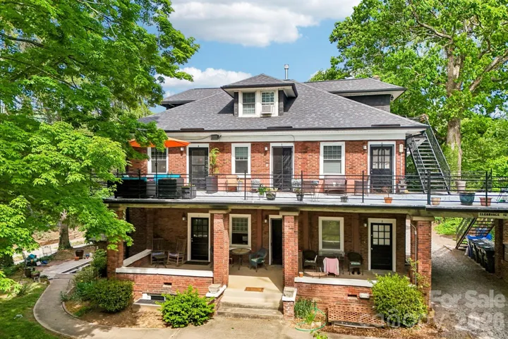 1920’s Brick Exterior