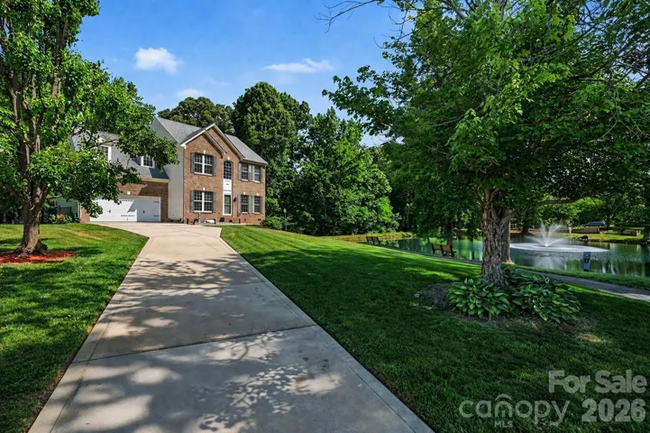 Gorgeous well-maintained home overlooking pond!