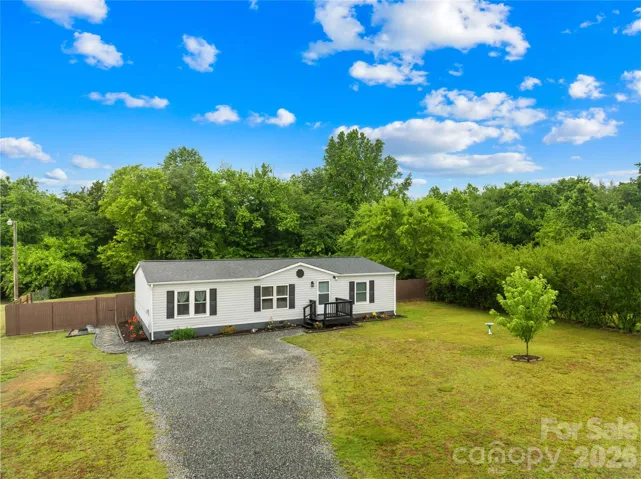 139 Gayle Dr, Troutma North Carolina