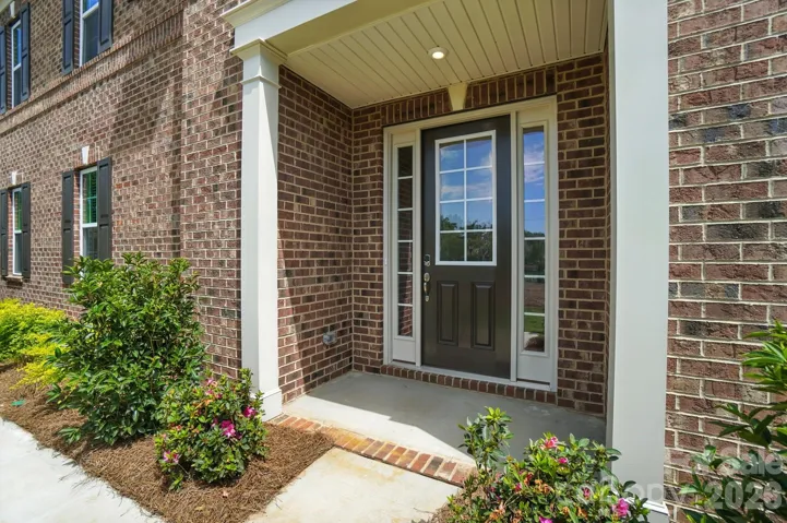 representation of entry on side of home