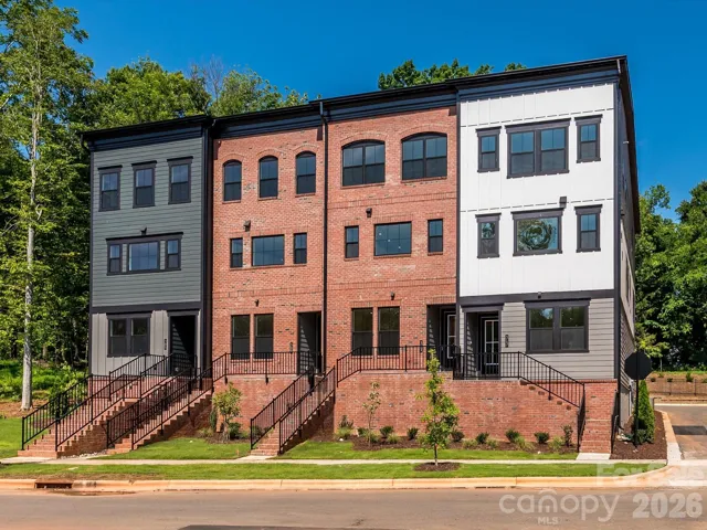 End unit Townhome in Waxhaw, NC