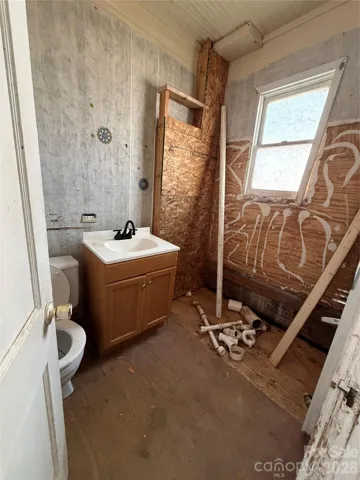 1170