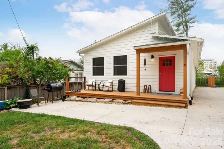 Conveniently Located in East Asheville Bordering the Blue Ridge Parkway