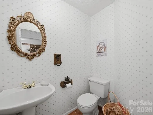 1170